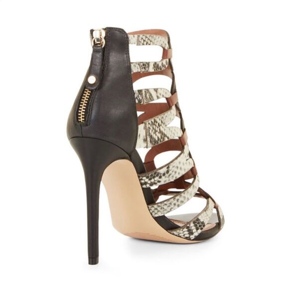 🔥BCBGmaxazria    Valentia Python Leather Shoes - size 6 New in box - Picture 9 of 10